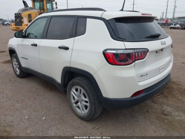 2017 JEEP NEW COMPASS 3C4NJDAB5HT641928 Photo 2
