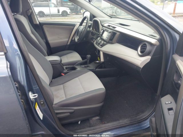 2T3BFREV1EW147043 Toyota RAV4 LE