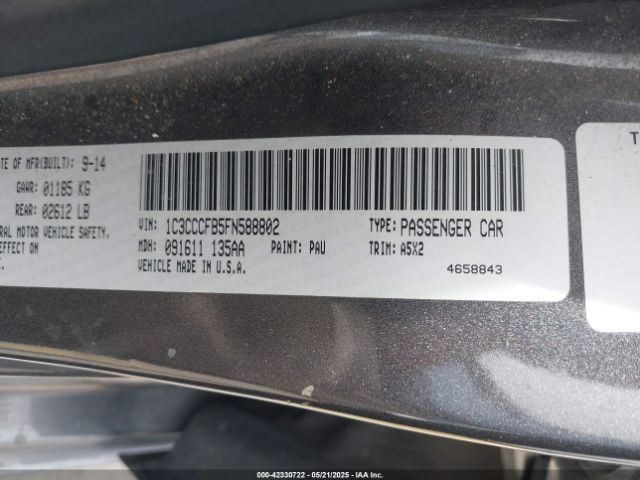 1C3CCCFB5FN588802 Chrysler 200 LX