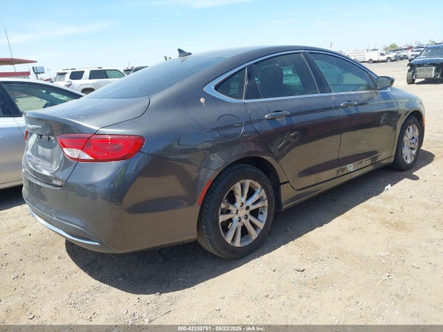 Chrysler 200 Limited 2015 1C3CCCAB6FN740223 Image 4