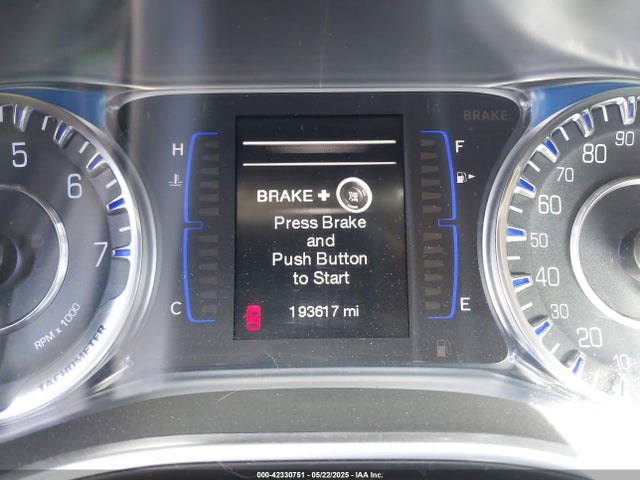 Chrysler 200 Limited 2015 1C3CCCAB6FN740223 Image 7