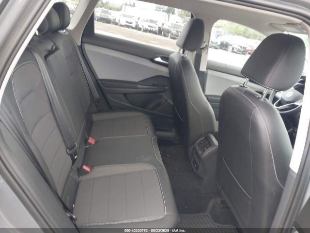 3VVWX7B24NM027026 Volkswagen tsi