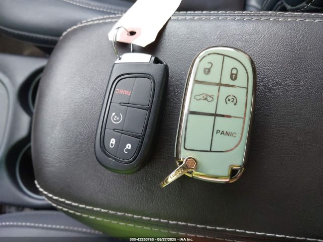 1C4PJMDSXHW567338 Jeep Cherokee Limited 4x4