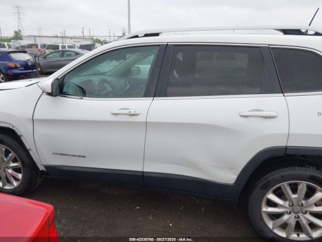 1C4PJMDSXHW567338 Jeep Cherokee Limited 4x4