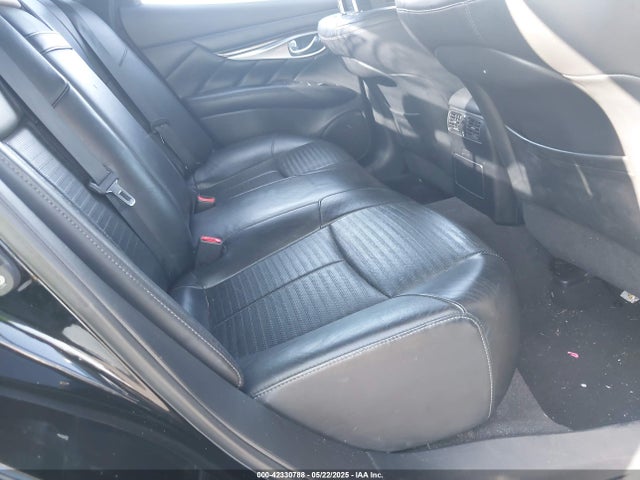 JN1BY1AP8HM740678 Infiniti Q70 3.7