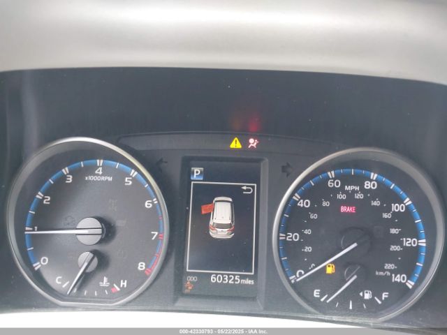 2T3ZFREV5JW477468 Toyota RAV4 LE