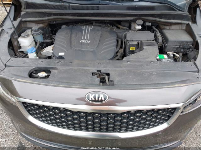 KNDMB5C14H6332027 KIA SEDONA LX