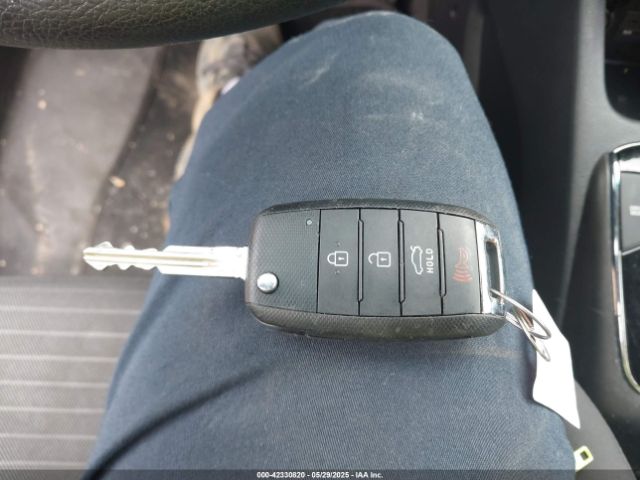 3KPFL4A72HE023321 KIA FORTE LX
