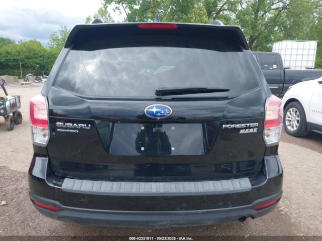 JF2SJAEC6HH543964 Subaru Forester 2.5i Premium