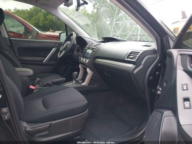 JF2SJAEC6HH543964 Subaru Forester 2.5i Premium