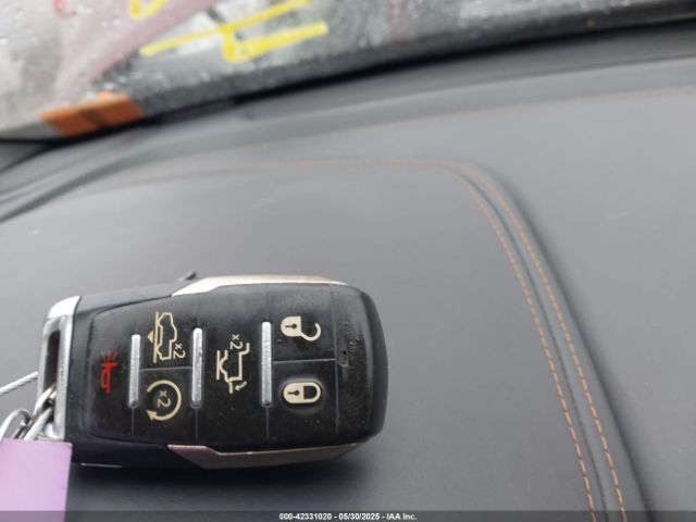 2019 RAM 1500 1C6SRFST4KN563879 Photo 10