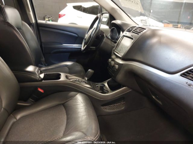 3C4PDDGG5KT759262 Dodge Journey Crossroad Awd