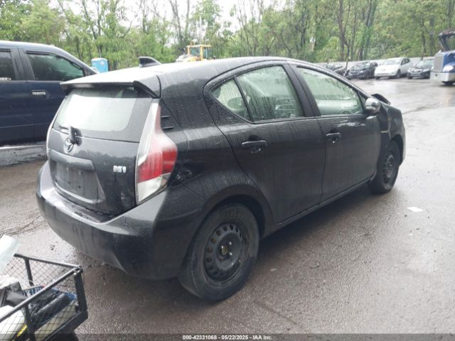 JTDKDTB30F1101631 Toyota Prius C Four/one/three/two