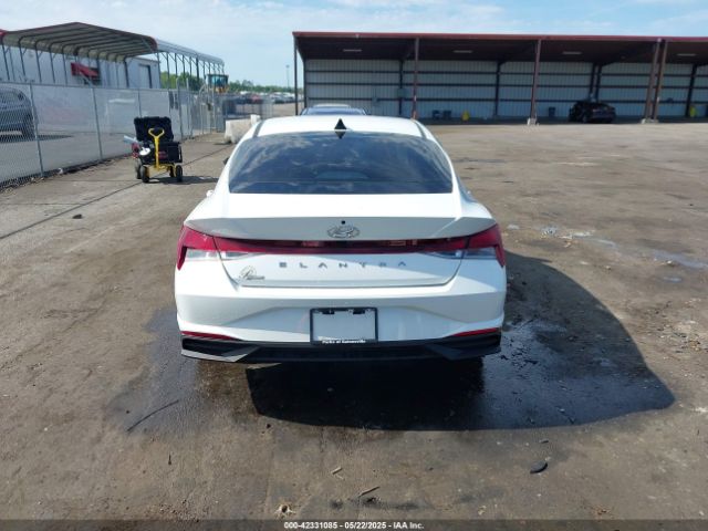 5NPLS4AG5PH088017 Hyundai ELANTRA SEL