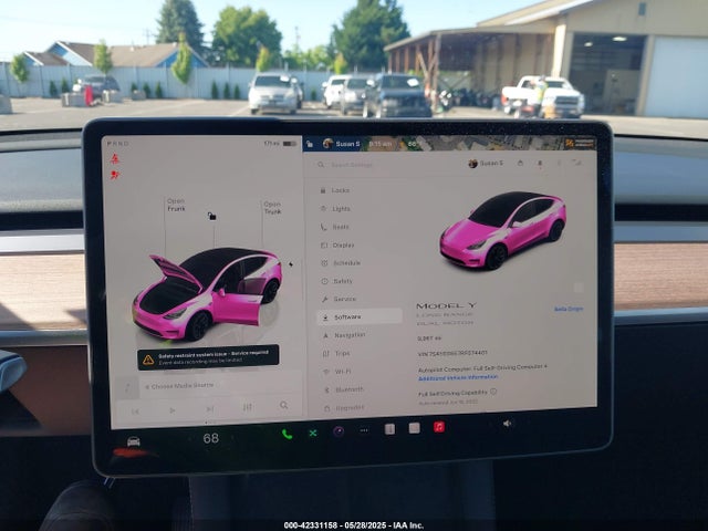 Tesla 2024 2024 7SAYGDEE7RF074401 Image 7