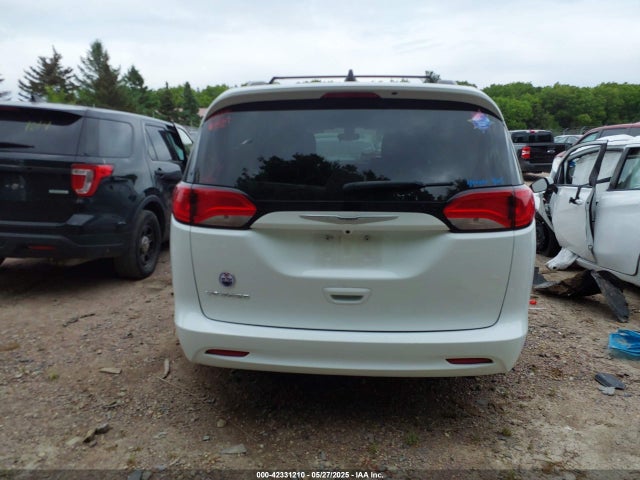 Chrysler Voyager 2021 2C4RC1DG5MR516345 Image 16