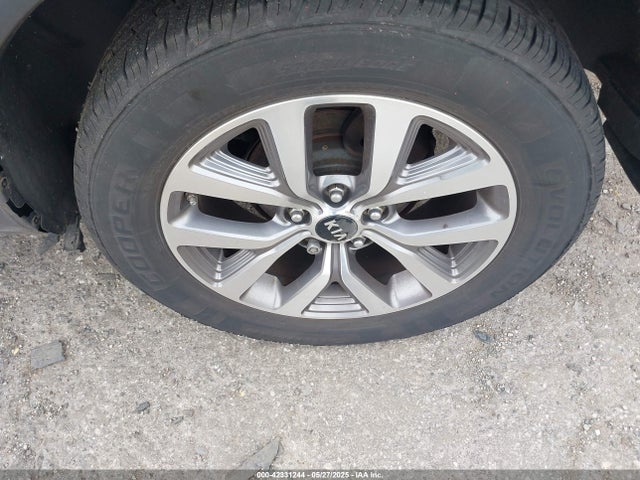 KNDPB3ACXF7672554 KIA Sportage Lx