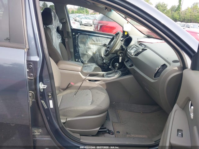 KNDPB3ACXF7672554 KIA Sportage Lx