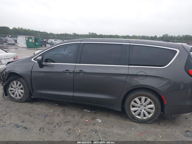 2C4RC1AGXKR593889 Chrysler 2019