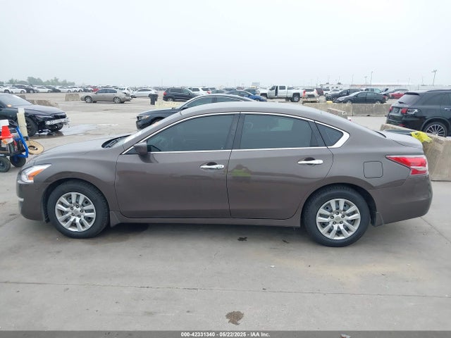 Nissan Altima 2.5 S 2015 1N4AL3AP8FC156731 Image 30