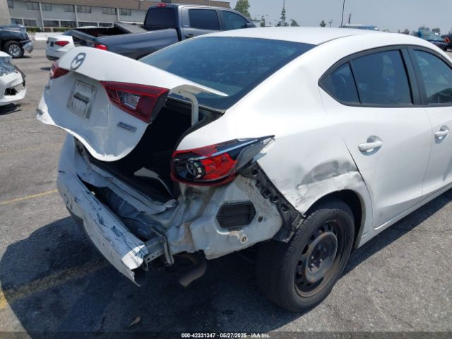 3MZBM1U72FM168302 Mazda Mazda3 I Sport