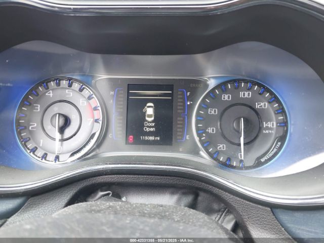 1C3CCCBB3FN550829 Chrysler 200 S