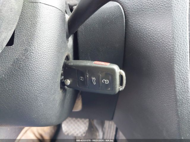 3VW2K7AJXFM269113 Volkswagen Jetta 2.0l S