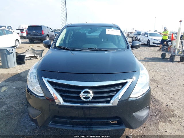 3N1CN7AP4JL857254 Nissan 2018
