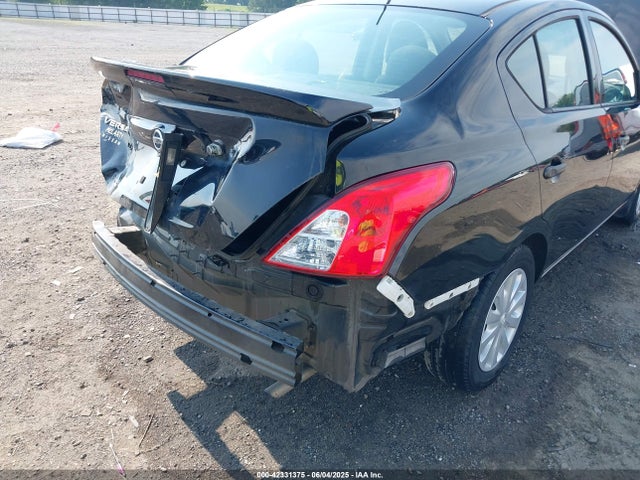 3N1CN7AP4JL857254 Nissan 2018