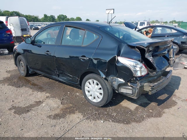 3N1CN7AP4JL857254 Nissan 2018