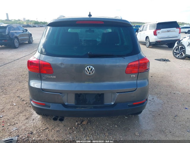 WVGAV7AX4GW574940 Volkswagen 2016