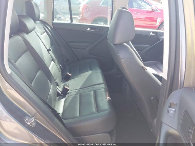 2016 VOLKSWAGEN TIGUAN WVGAV7AX4GW574940 Photo 7