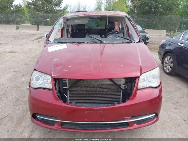 2C4RC1GG2ER234306 Chrysler Town & Country Limited