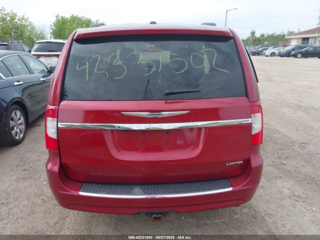 2C4RC1GG2ER234306 Chrysler Town & Country Limited