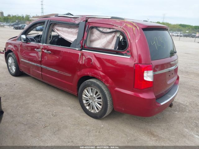 2C4RC1GG2ER234306 Chrysler Town & Country Limited