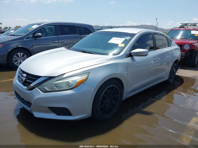 1N4AL3AP8GN332408 Nissan 2016