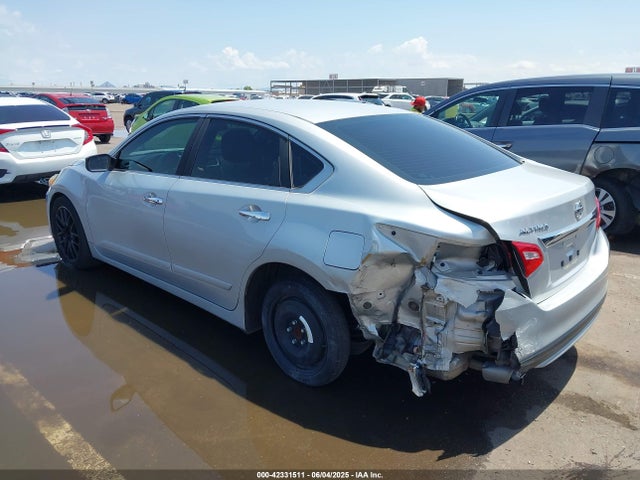 1N4AL3AP8GN332408 Nissan 2016