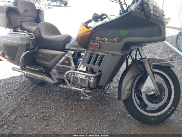 1982 HONDA GL1100 1HFSC022XCA215503 Photo 7