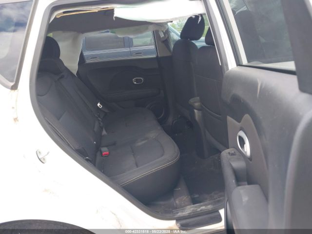 KNDJP3A54G7323710 KIA SOUL +