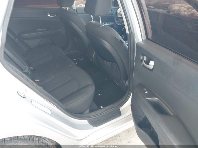 5XXGT4L38HG124191 KIA g 2.4 dohc gdi