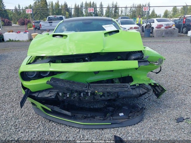 2C3CDZBTXFH861255 Dodge Challenger