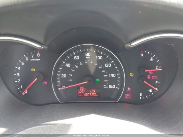 5XYKT3A69EG480299 KIA SORENTO LX