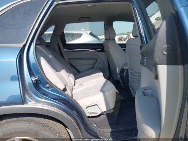 5XYKT3A69EG480299 KIA SORENTO LX