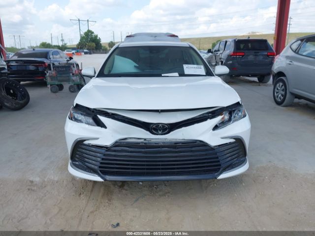 4T1C11AK9MU584845 Toyota CAMRY LE