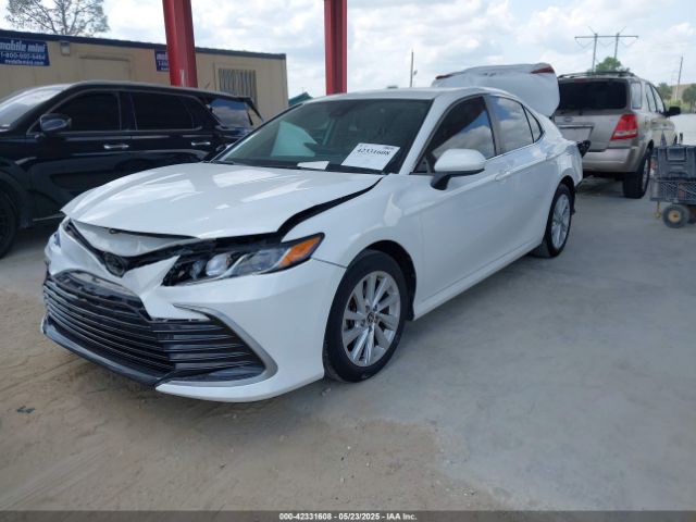 4T1C11AK9MU584845 Toyota CAMRY LE
