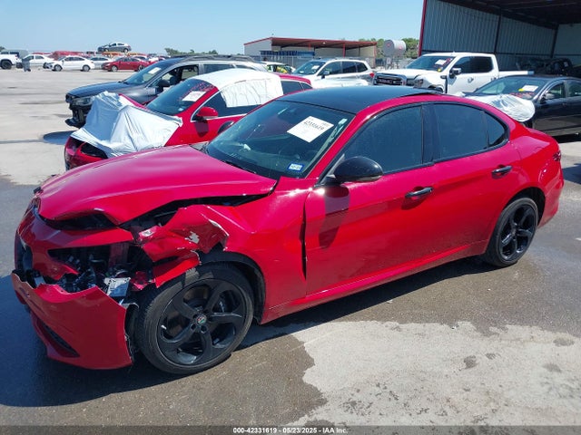 Alfa Romeo 2018 2018 ZARFAEDNXJ7563243 Image 17