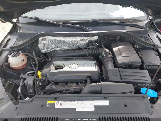 WVGAV7AX0GW519952 Volkswagen TIGUAN S