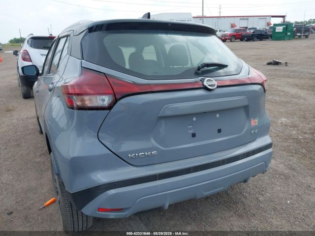 2021 NISSAN KICKS 3N1CP5CV0ML508395 Photo 2