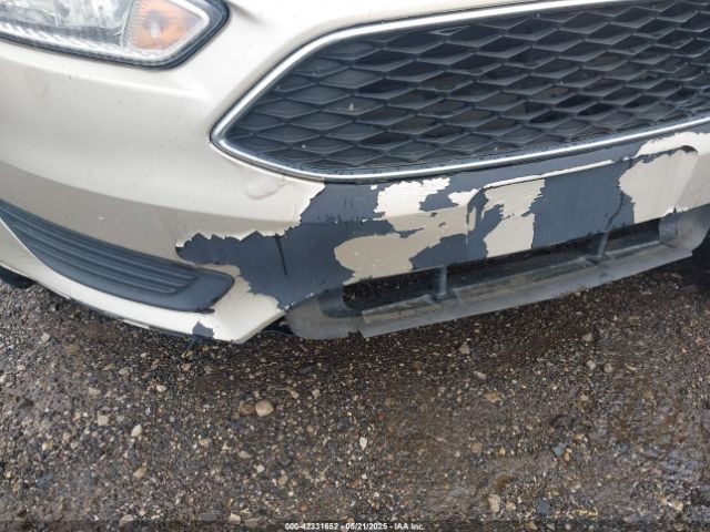 1FADP3K26HL204069 Ford FOCUS SE