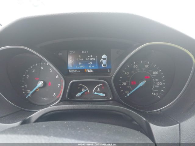 1FADP3K26HL204069 Ford FOCUS SE